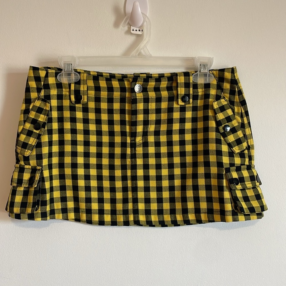 Abbey Dawn Yellow Soft Goth Skirt Grunge Edgy Plaid Y2K 7 Avril Mini School